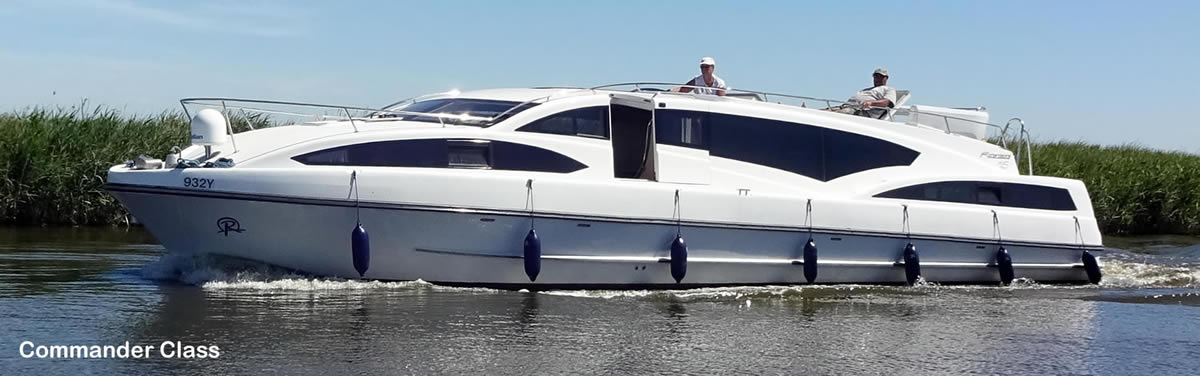 Luxury boat hire